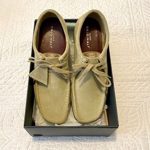 Clark's Wallabee Low